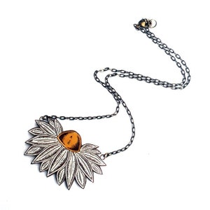 White and Yellow Daisy Flower Pendant Necklace Jewelry image 3