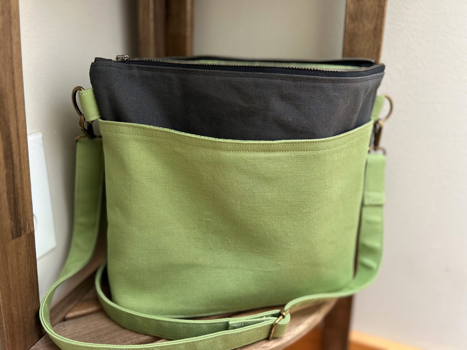 Hillsboro Tote Bag main image 1