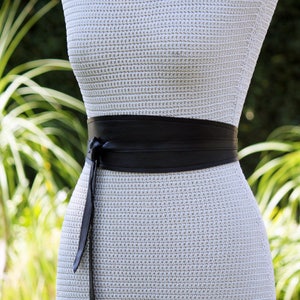 Reversible Lambskin Leather Obi Belt: Black Wrap Belt