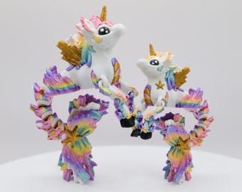 Rainbow Sea Horse Hippocampus | 3D Printed Flexi Unicorn Mermaid | Cute Articulating Fidget Toy | Fantasy Desk Decor | Kawaii Gift Figurine