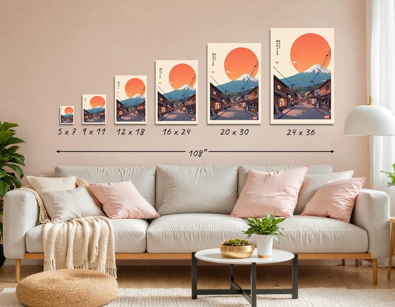 Pode incluir: Um conjunto de 10 impress&otilde;es de diferentes tamanhos de uma paisagem urbana japonesa com o Monte Fuji ao fundo. As impress&otilde;es est&atilde;o dispostas em uma fila da menor para a maior, sendo a impress&atilde;o maior de 61 cm por 91 cm. As impress&otilde;es s&atilde;o todas em um estilo minimalista com uma paleta de cores suaves.