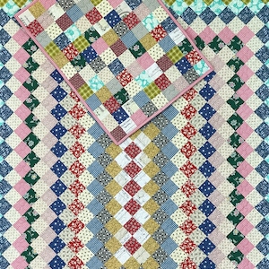 Twin Size Quilt and Pillow Sham Set - 68 x 91 - Trip Around the World Reproduction 1930s Feed Sack Quilt - Handmade Vintage Look Quilt