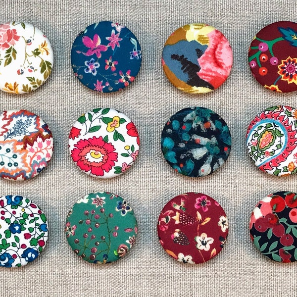 Magnets boutons en tissu - Set de 12 - Liberty of London Tana Lawn 13