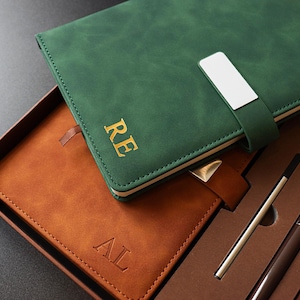 Cuaderno de cuero vegano A5 personalizado, regalo de iniciales personalizado, regalo de cumpleaños, regalo del Día del Padre para hombres.