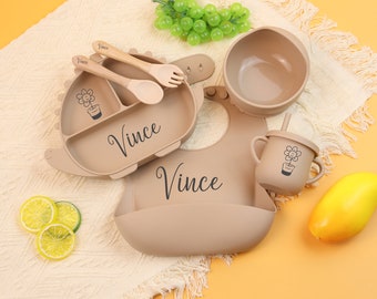 Personalisierte Silikon Baby Weaning Set, Gravur Silikon Lätzchen, Cartoon Weaning Set für Kleinkind Baby Kinder, kundenspezifische Dinosaurier Silikonplatte.