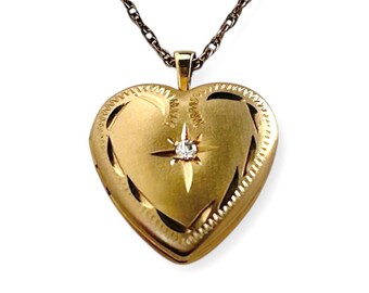 Collier médaillon coeur rempli d'or 14 carats vintage avec photo gravée en diamants étoilés, petit médaillon