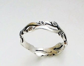 Sterling Silver Band Ring Dandelion