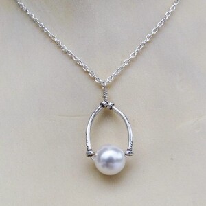 White Pearl Horseshoe Sterling Silver Pendant Chain Necklace Silver Karen Hill Tribe image 3