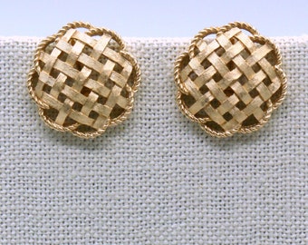 Vintage Crown Tifari, Gold Basket Weave, Clip-on Earrings, with tag
