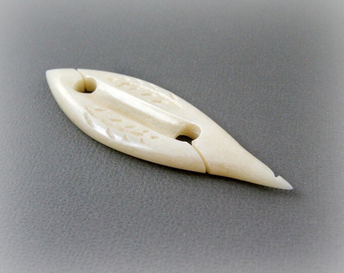 Carved Bone Flat Style Tatting Shuttle Etsy