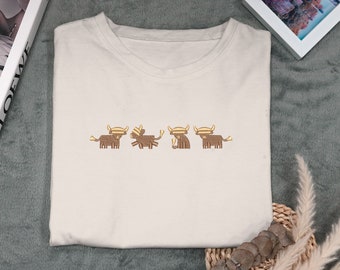 Vintage Embroidered Highland Cow Shirt Cute Cow Embroidered T-Shirt Cute Cow Shirt