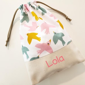 Sac à doudou personnalisable - Oiseaux - turquoise - rose - moutarde - école - multicolore - maternelle - chaussons