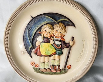 M J Hummel First Edition Collector Plate - 1975 Anniversary Stormy Weather 10"