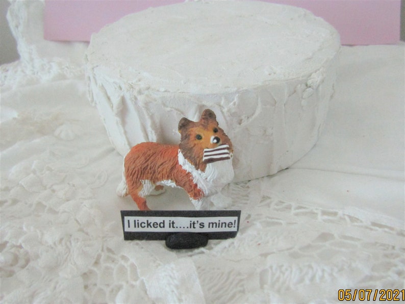 dog I licked it its mine, FREE SHIP funny cake topper Collie dog wedding cake topper pawsnclaws collie