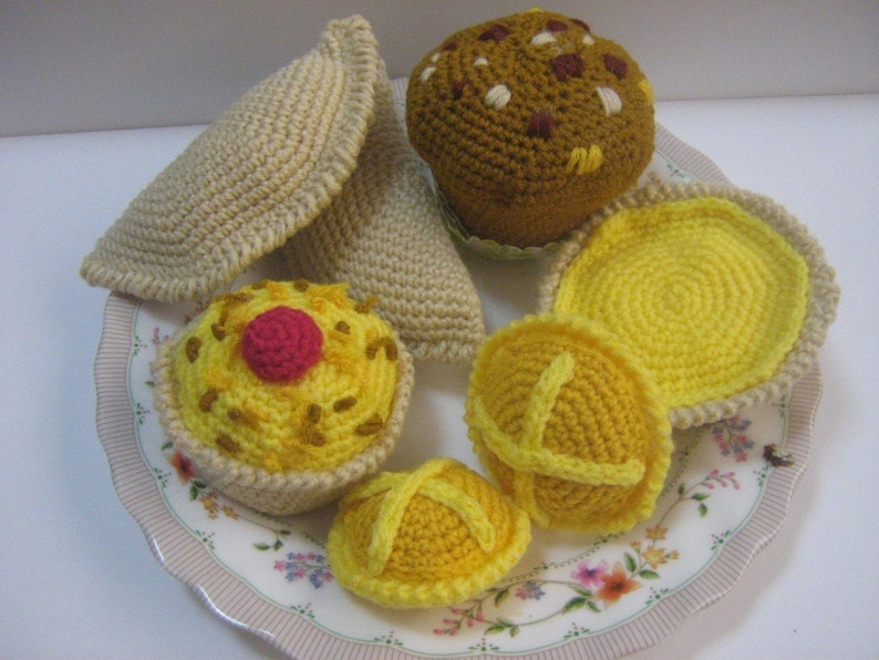 Food Crochet Pattern PDF Instant Download Dessert Cakes Sweet Food Pattern High Tea Pastries image 1