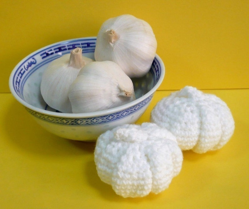 Garlic Crochet Pattern Food Crochet Pattern PDF Instant Download Garlic Bulb image 3