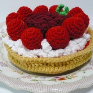Pie Crochet Pattern Dessert Food Pattern PDF Instant Download Red Currants and Strawberries Pie image 4