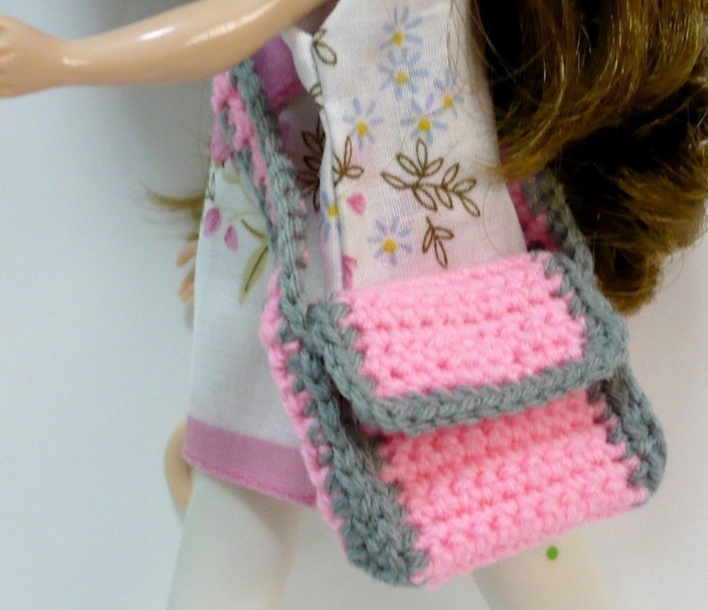 Doll Bag Crochet Pattern Bags for Blythe Crochet Pattern PDF Instant Download Two Bags for Blythe or other Similar Sized Dolls image 3