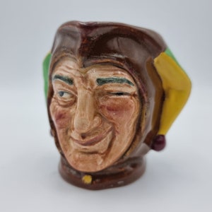 Toby Jug Royal Doulton Jester Vintage Miniature D5556 1936, Antique Home Gift