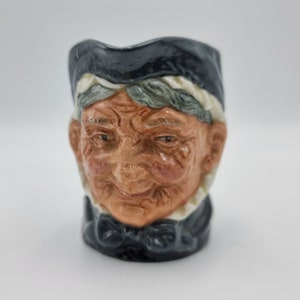 Toby Jug Royal Doulton Granny Vintage Miniature D6384 1954, Antique Home Gift