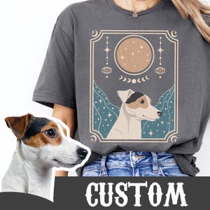 Camiseta unisex con retrato de mascota personalizado, estilo carta del Tarot, para dueños de mascotas.