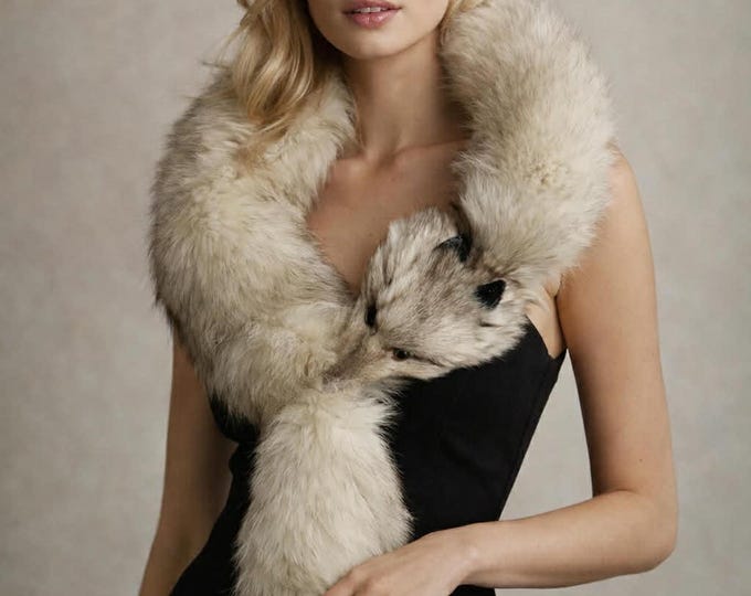 Vintage Natural Fox Fur Stole 119 cm (length) x 10 cm (width) 1950s/70s