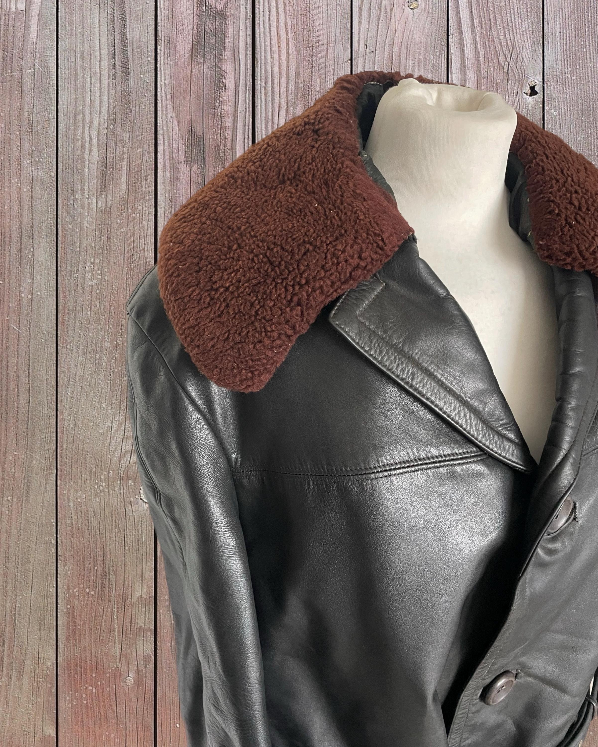 Vintage 1970's Black Leather Trench Coat // Sheep Skin White