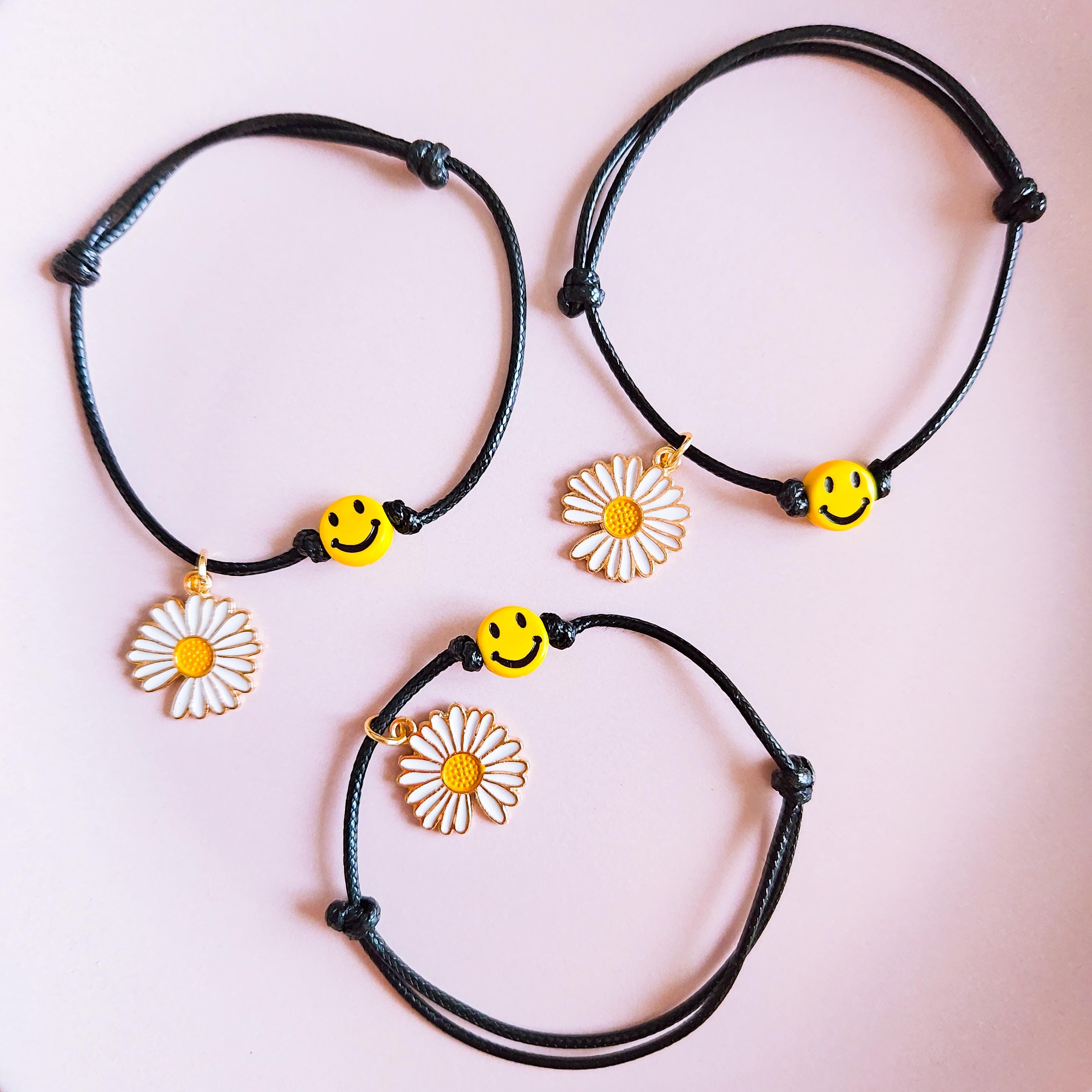 SET OF 2 G-dragon Daisy Smiley Charm Bracelet, G Dragon Adjustable
