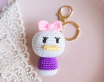 Crochet Keychain Cartoon Duck with Pink Bow, Crochet Amigurumi Duck Keychain, Amigurumi Cartoon Characters, Cute Accessory for Keys or Bag