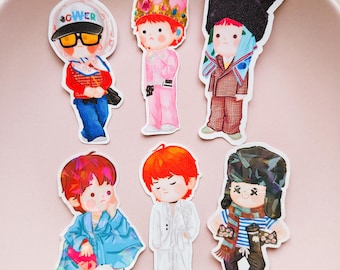 SET OF 2 G-Dragon Holographic Stickers, G Dragon Glitter Stickers, K-pop Sticker for Scrapbooking or Laptop, Vinyl Sticker with Effects