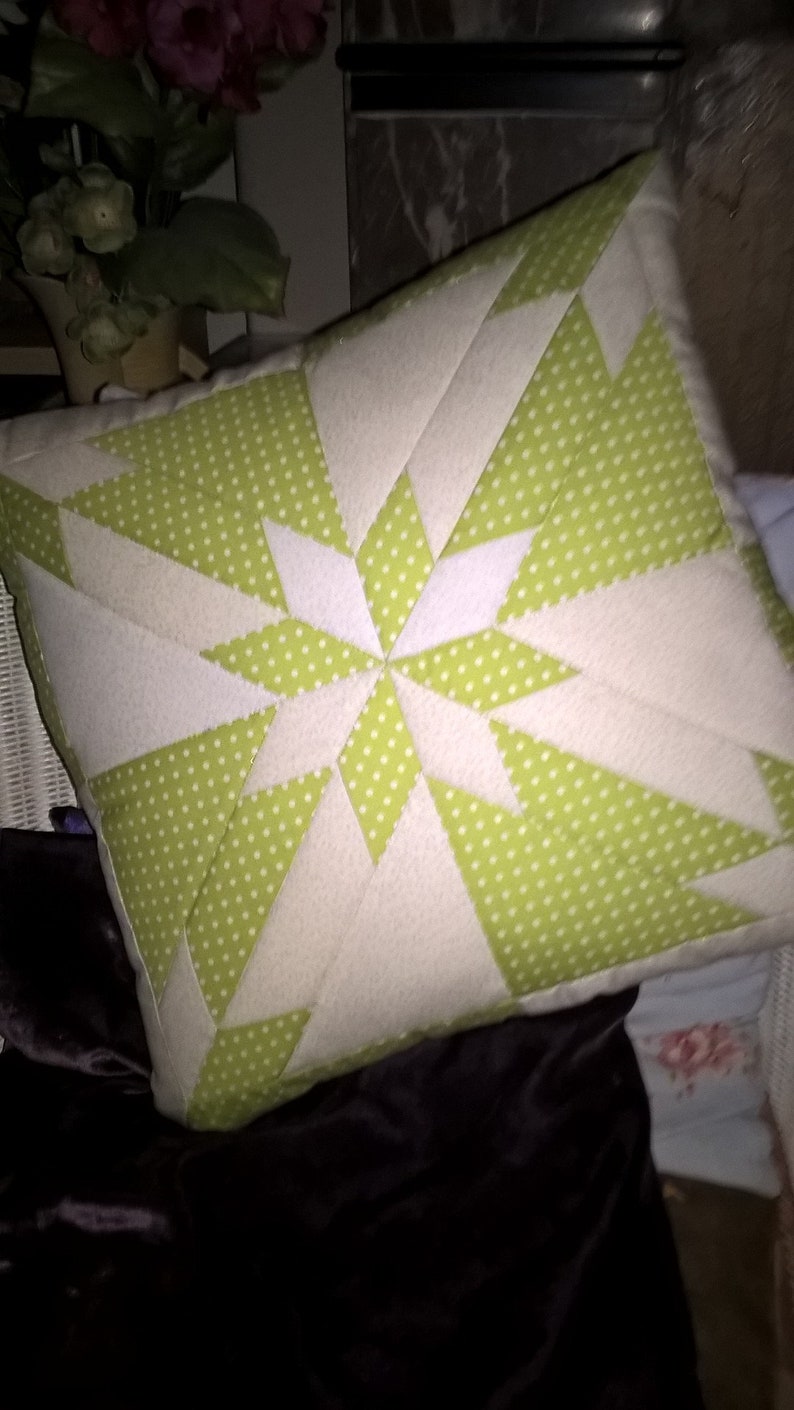 Hunters Star Patchwork Cushion image 3