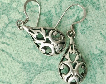 Sterling silver filigree drop earrings