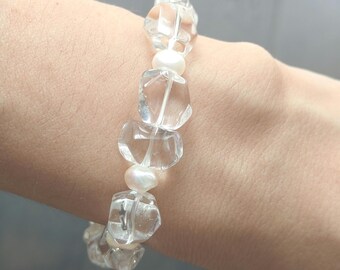 Ice cubes - genuine clear crystal and freshwater pearls elastic bracelet