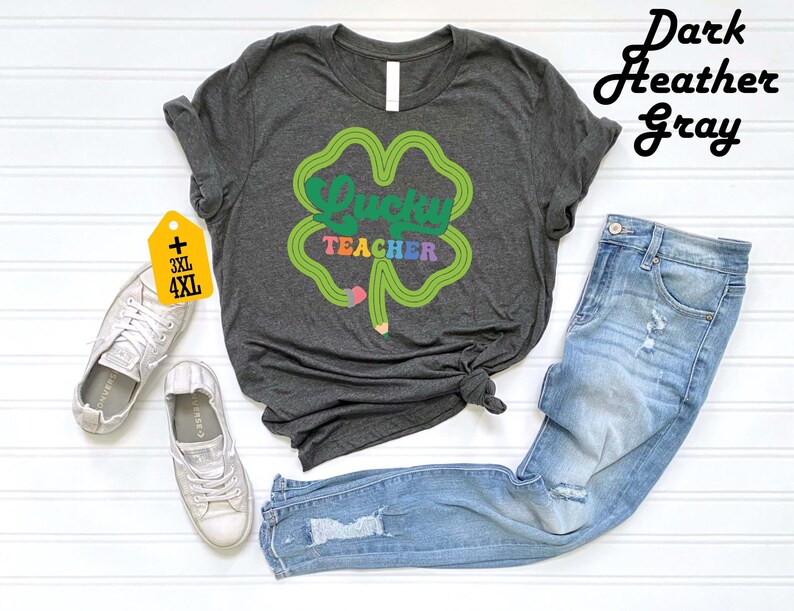 Lucky Teacher Shirt, St. Patrick's Day Teacher Gift, Cute Irish Teacher Tee, St. Patty's Day Apparel, Festive Educator Holiday Shirt imagem 6