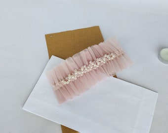 Classic tulle garter for bride, Wedding accessories, Thigh leg garter for wedding day,  lace bridal garter, Romantic wedding garter