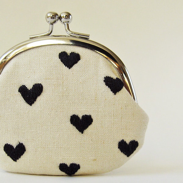 Black hearts on linen coin purse