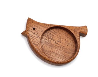 Bird cardinal brooch base setting - 30 mm cavity - Mahogany wood