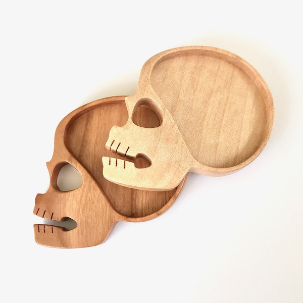 Skull brooch setting - Fine finished hardwood - (S10)