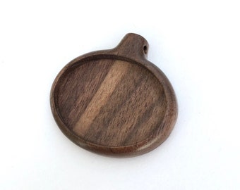 Oval cameo pendant base setting - Oval cavity: 30x40 mm cavity - Hardwood