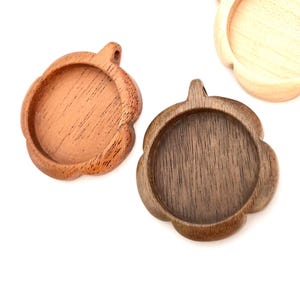 Flower - Original design finished hardwood pendant blank - 30 mm cavity