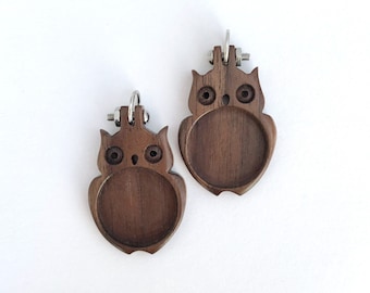 Owls - Very small pendants or EARRINGS blanks - Hardwood - 20 mm cavity - Set of two