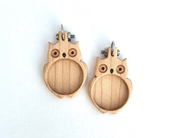 Owls - Very small pendants or EARRINGS blanks - Hardwood - 20 mm cavity - Set of two