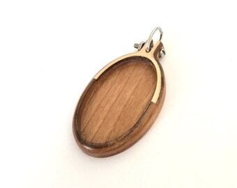 Hoop pendant base - Hardwood marquetry work - Oval cavity: 25 x 40 mm