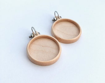 Small pendants or EARRING bases - Hardwood: maple - 25.5 mm cavity diameter - Set of two