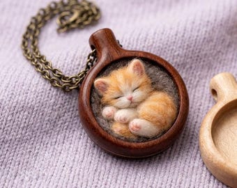 Embroidery pendant blank - Cabochon setting- Round 25.5 mm cavity - Hardwood