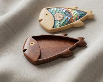 Fish bezel tray brooch base - Hardwood marquetry work