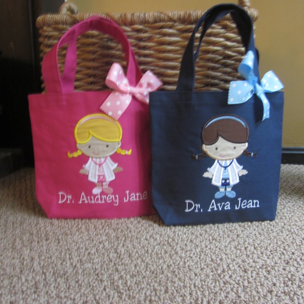 TOTE BAG Doctor Girl Cutie Gepersonaliseerde Peuter of Big Kid Tote