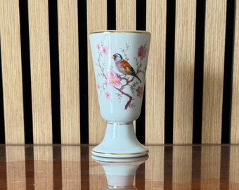 Grande tasse Mazagran, porcelaine française Tradition France. Décor chardonneret sur branche de cerisier