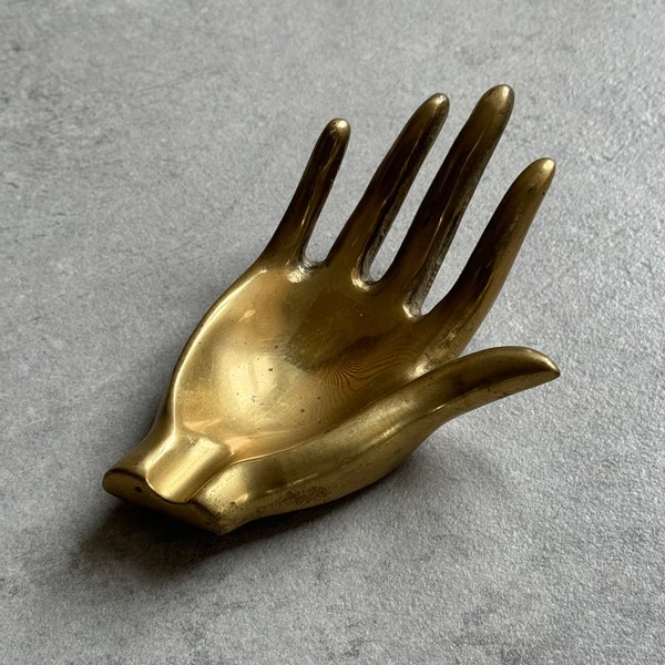 Cendrier décoratif main en bronze doré, vintage année 1960-1970. Rare