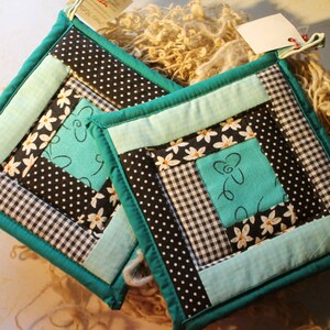 Handmade upcycled Hot Pads made off grid Matching pair image 2